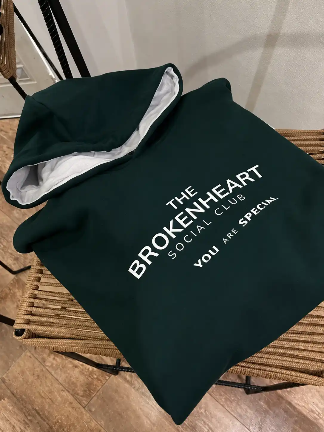 THE BROKENHEART MORAS IND