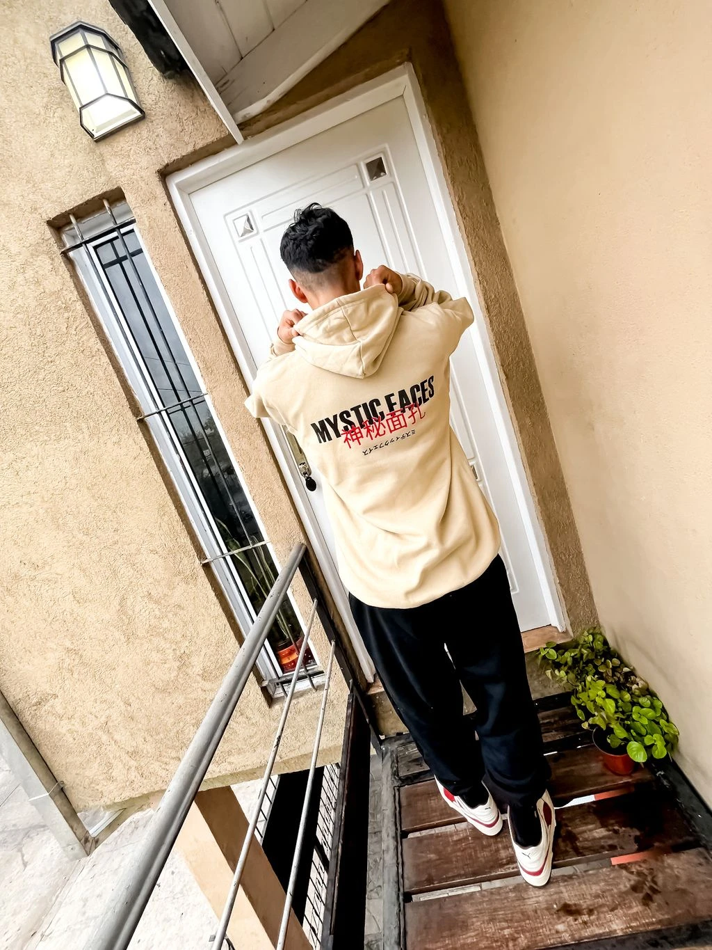 Buzo Canguro Hoodie Mystic Faces (Calidad Premium-Unisex)