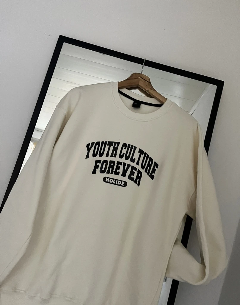 IMG2740 Buzo Youth Culture (Calidad Premium-Unisex)