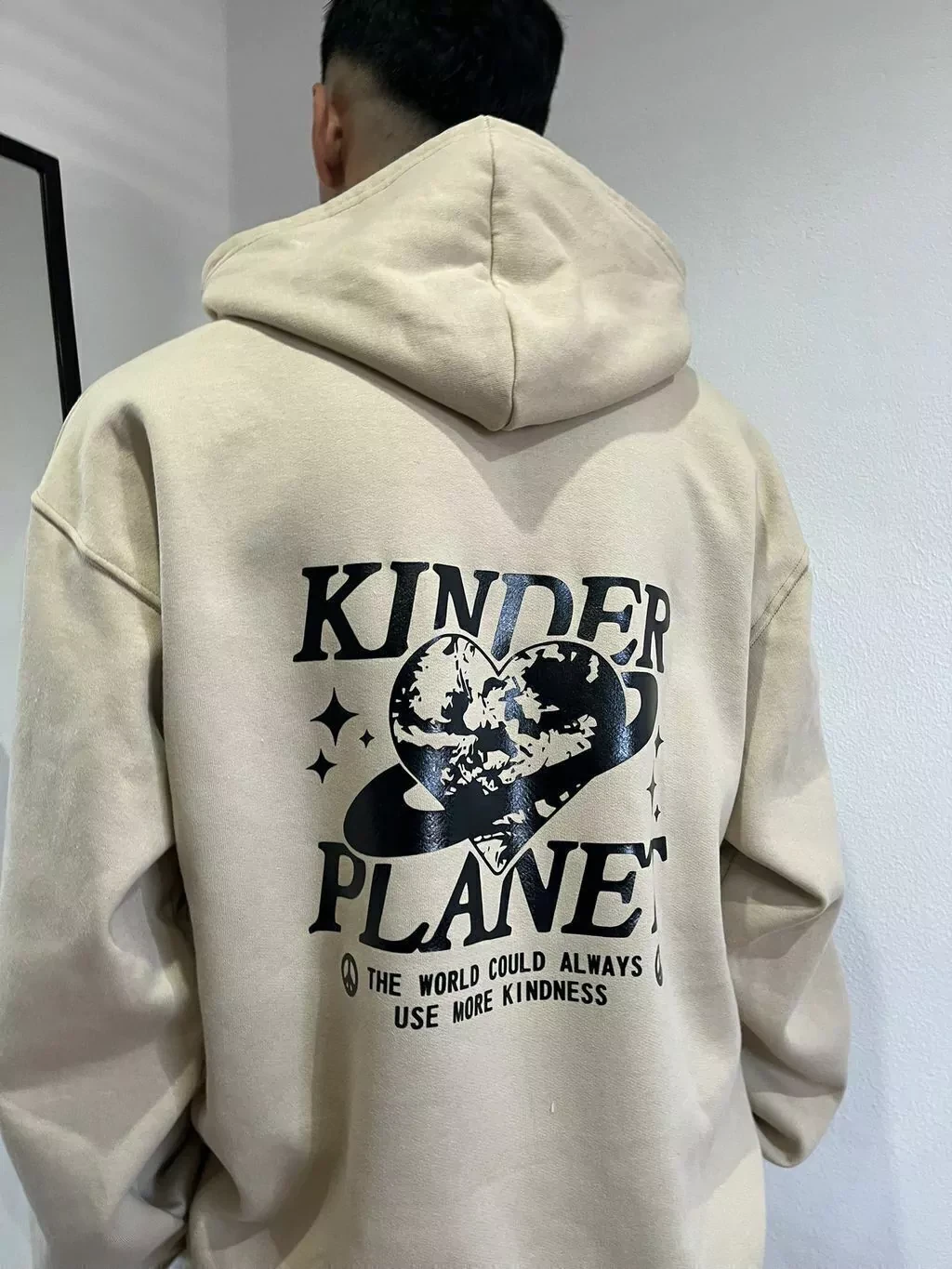 Buzo Canguro Hoodie Kinder Planet (Calidad Premium-Unisex)