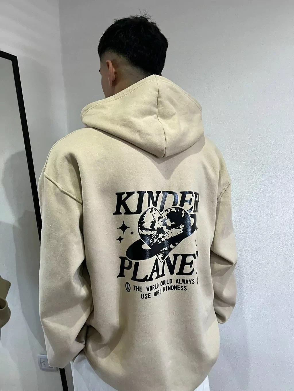 Buzo Canguro Hoodie Kinder Planet (Calidad Premium-Unisex)