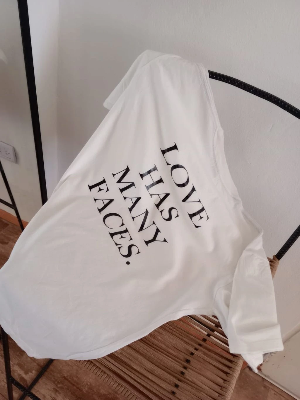 Remeron Oversize Love Has Many (Unisex-ALG)