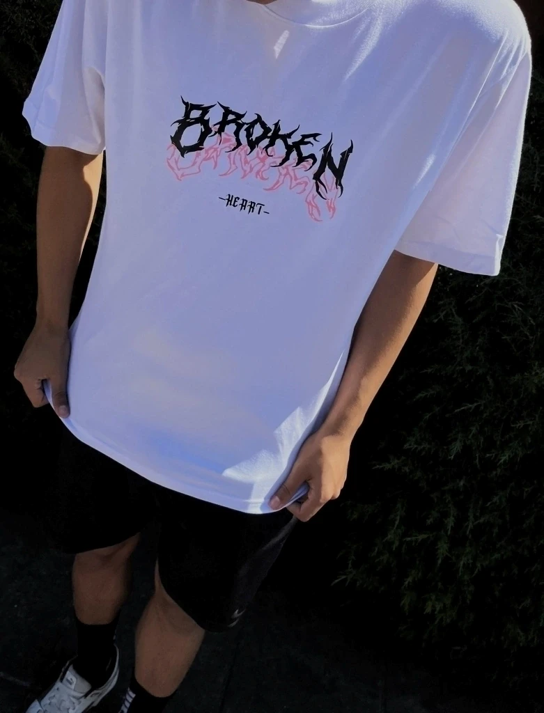 Remeron Oversize Broken Heart (Unisex-ALG)