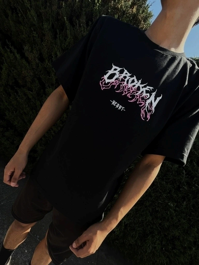 Remeron Oversize Broken Heart (Unisex-ALG)