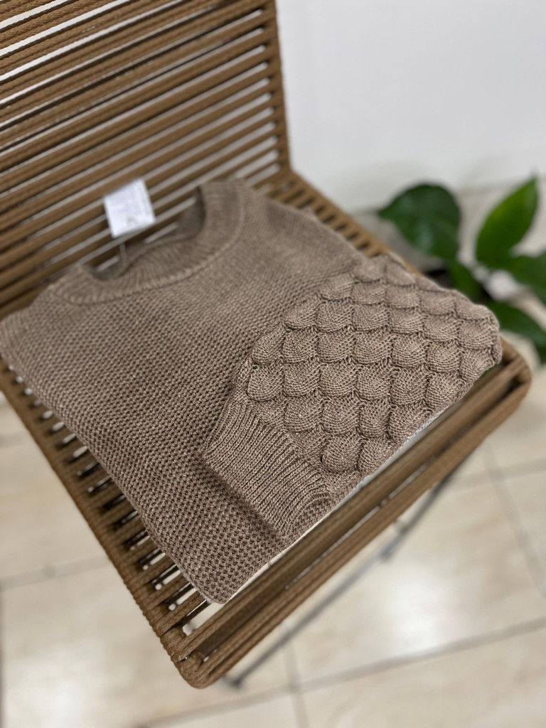 Sweater Escamitas