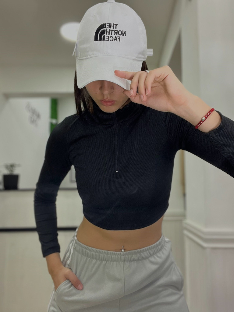 Remera Manga Larga c/cierre