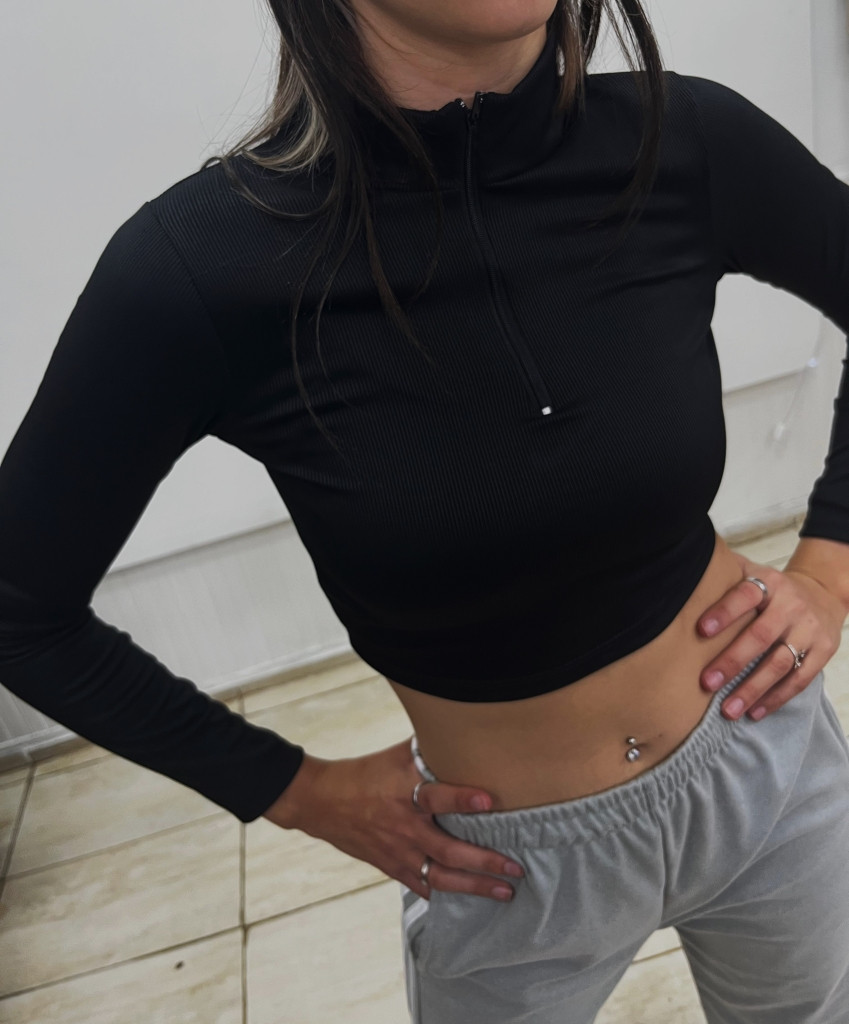 Remera Manga Larga c/cierre