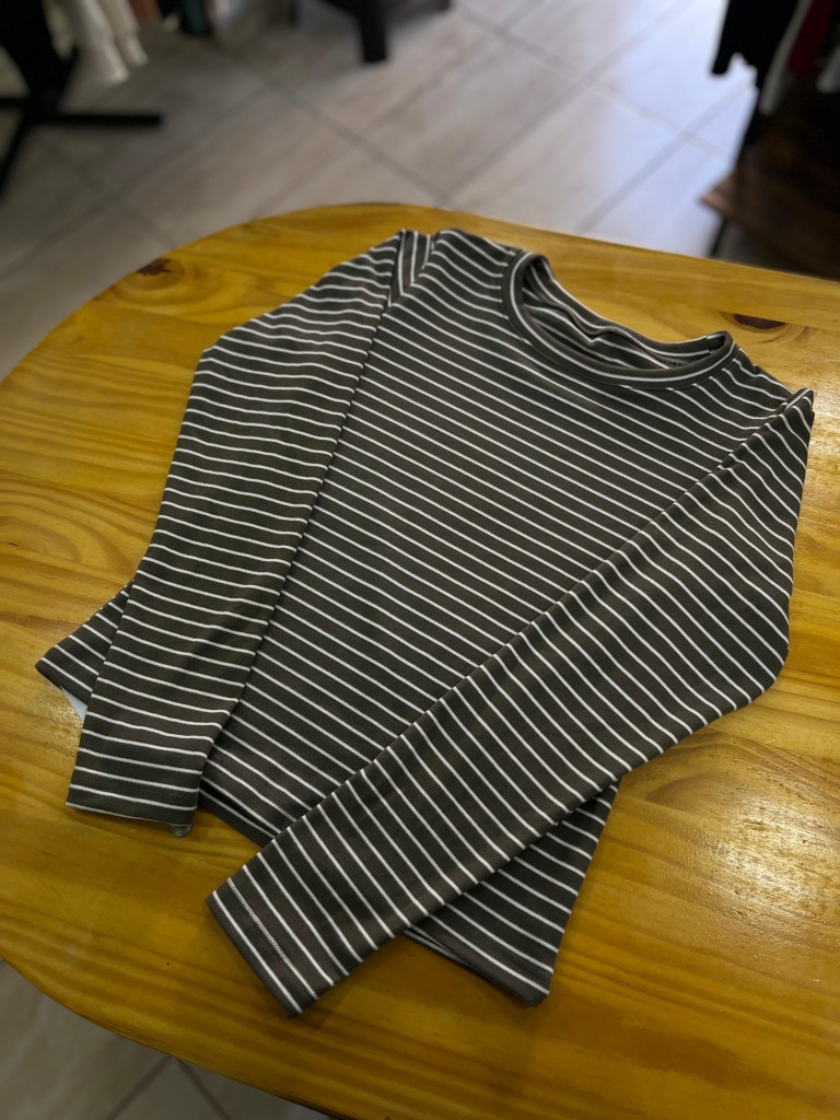 Remera Manga Larga Darlon Rayas