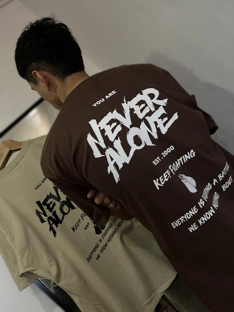 IMG4725 Remeron Oversize Never Alone (Unisex-ALG)