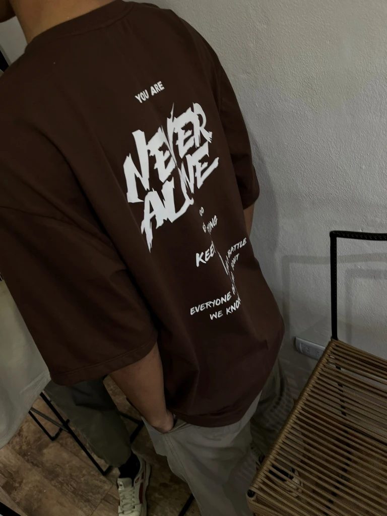 IMG4727 Remeron Oversize Never Alone (Unisex-ALG)