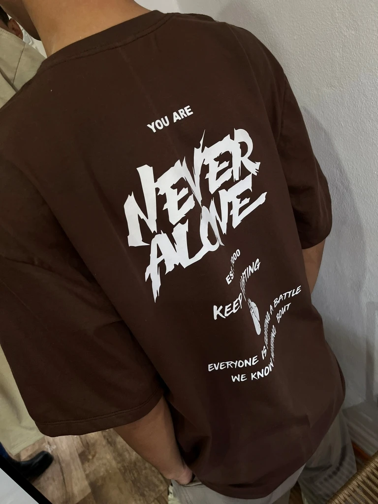 Remeron Oversize Never Alone (Unisex-ALG)