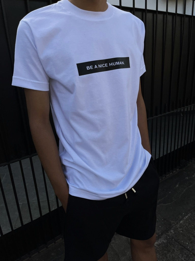 IMG5845 Remera Be A Nice Human (ALG-H)