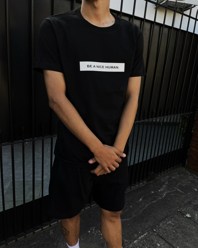 IMG5850 Remera Be A Nice Human (ALG-H)