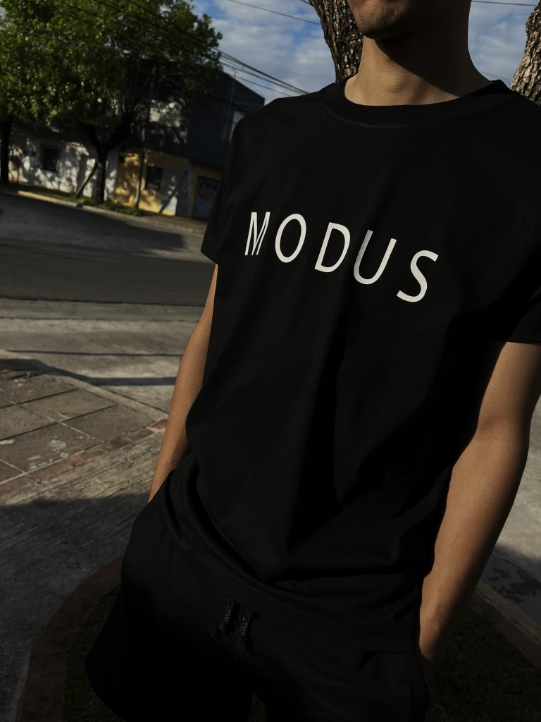 IMG5966 Remera Modus (ALG-H)