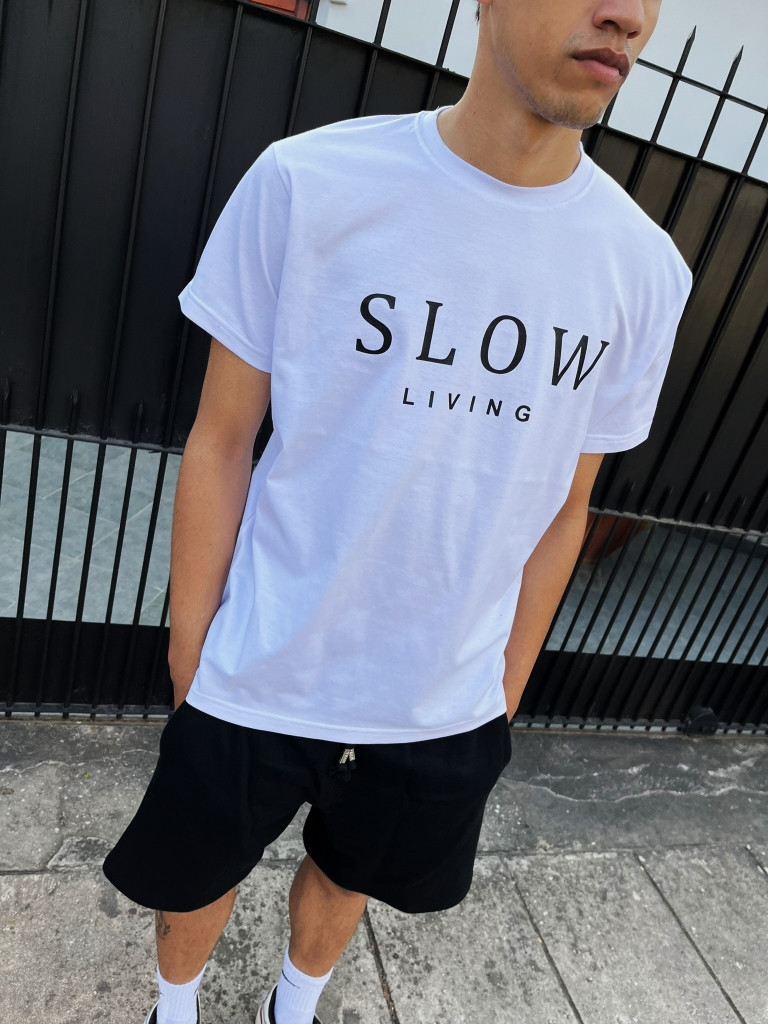 Remera Slow Living (ALG-H)