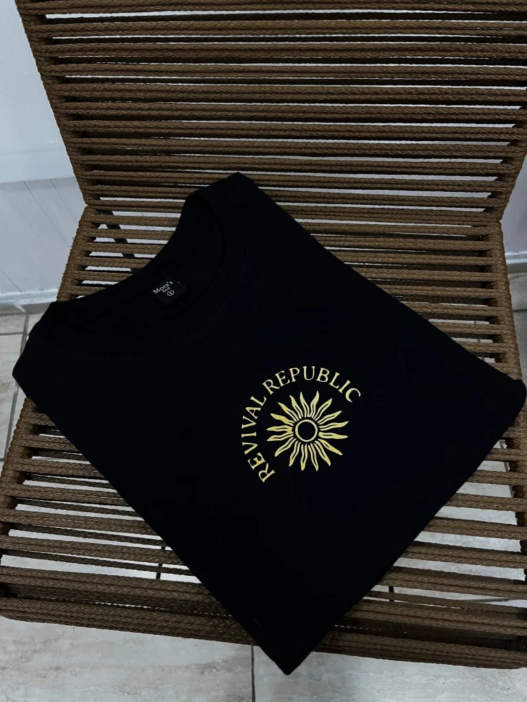 Remera Revival Republic (ALG-D)