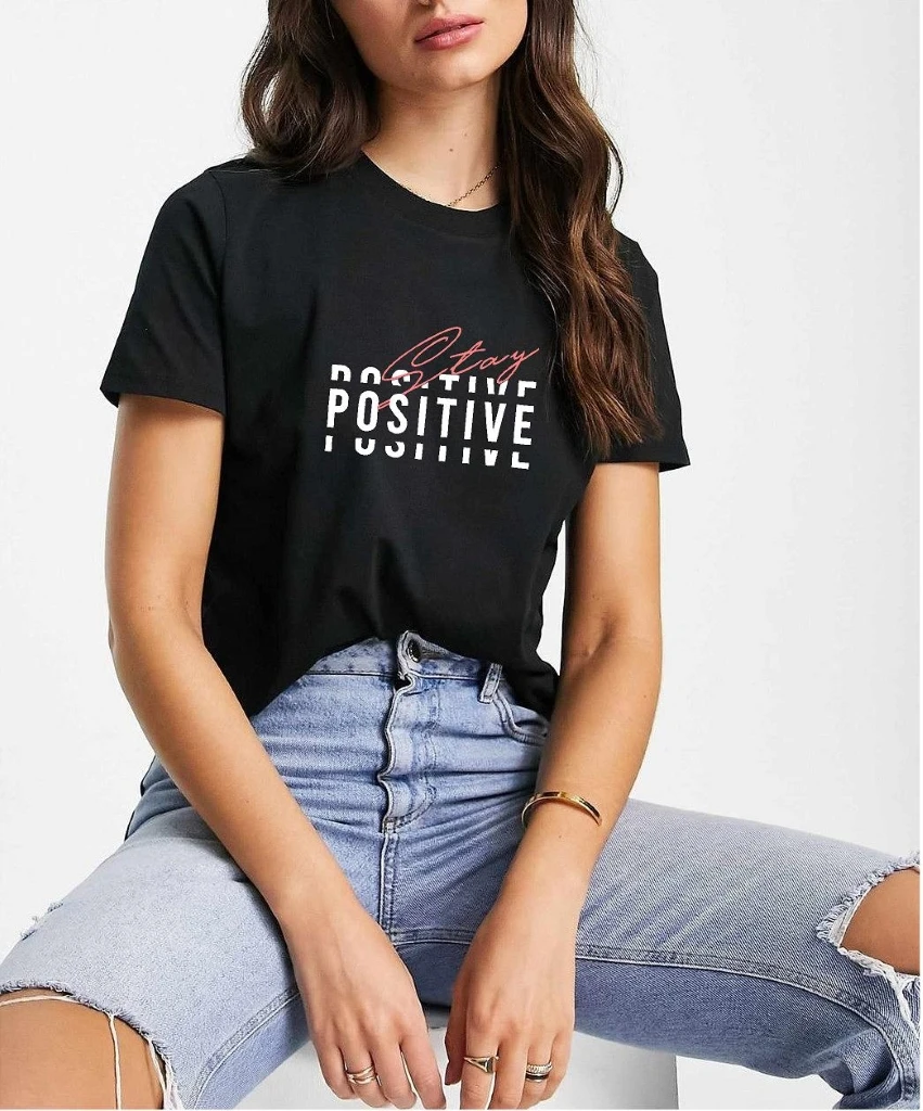 Remera Stay Positive (ALG-D)