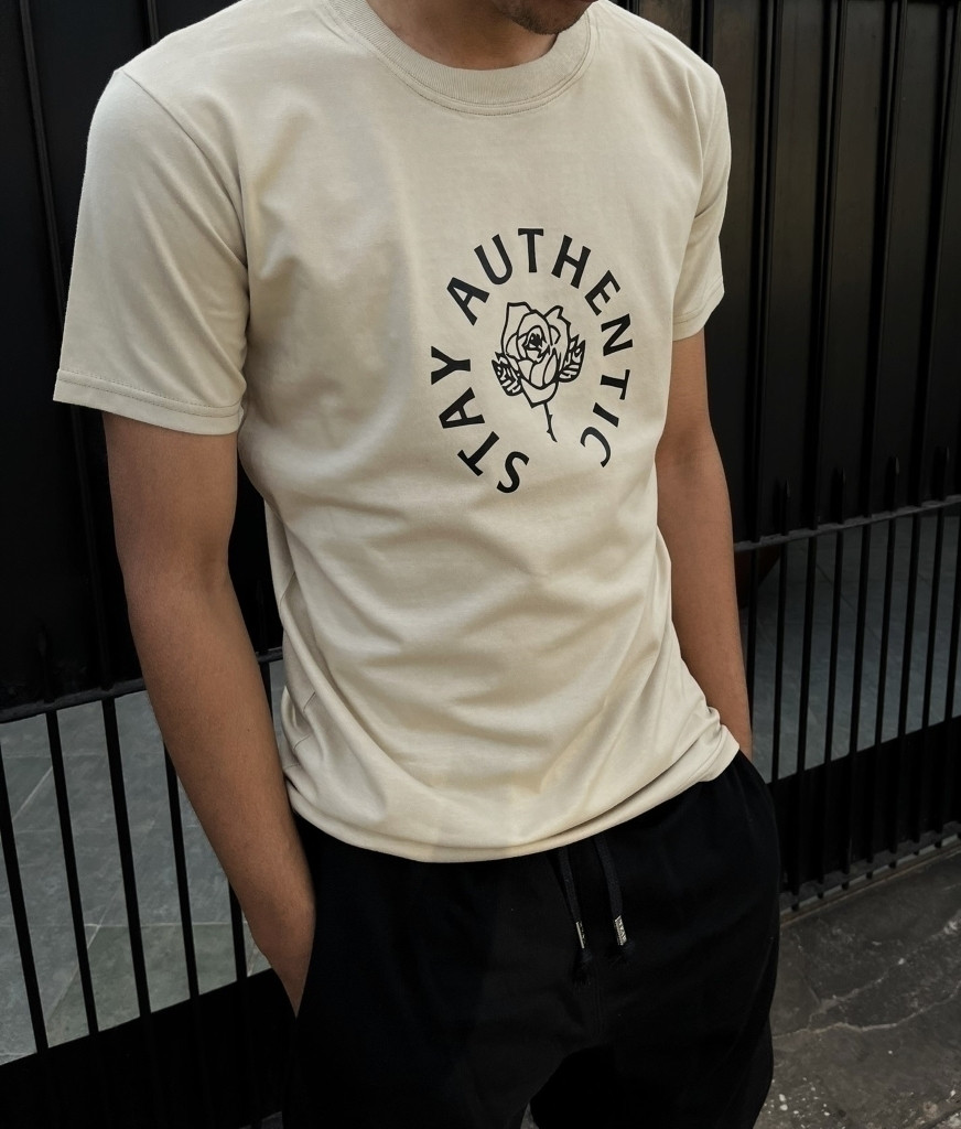 Remera Stay Authentic (ALG-H)