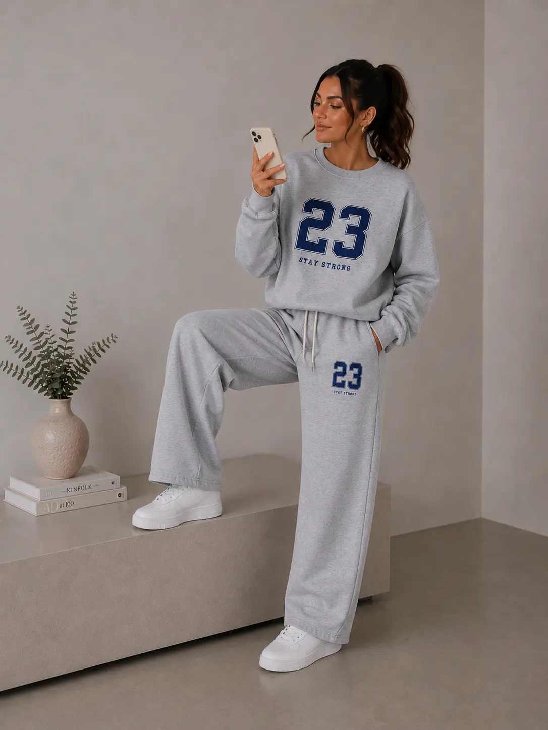 CONJUNTO 23 STAY STRONG MORAS IND