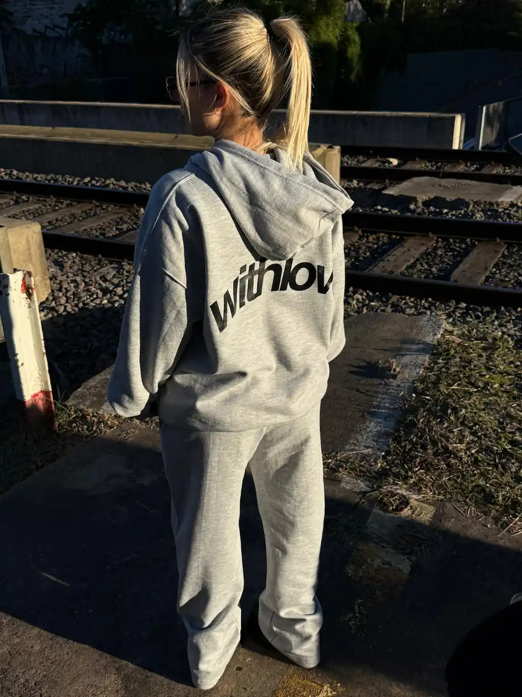 HOODIE WITHLOVE MORAS IND